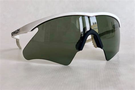 oakley sunglasses 1990s.